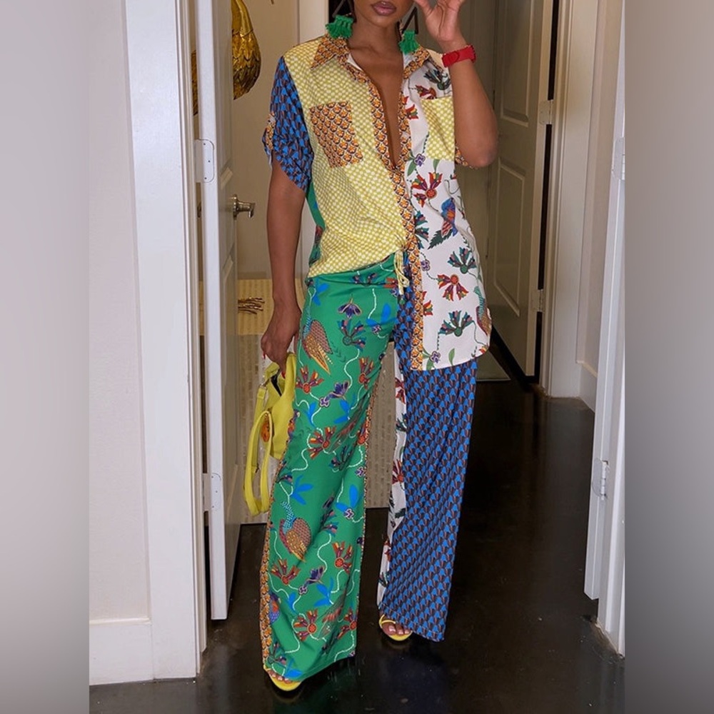 Colorful Patterned Wide-Leg Pants Floral / vibrant